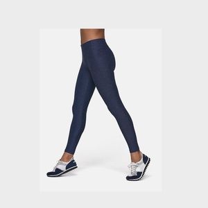 Outdoor Voices 3/4 Warmup Leggings, Navy Size M